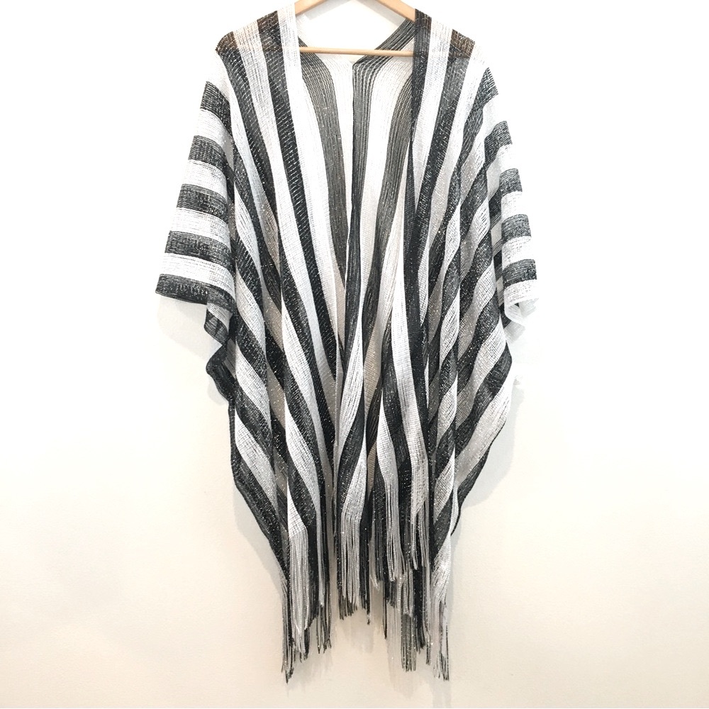 Kendall & James | Black & Sliver Crocheted Kimono Shawl